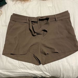 Express Shorts
